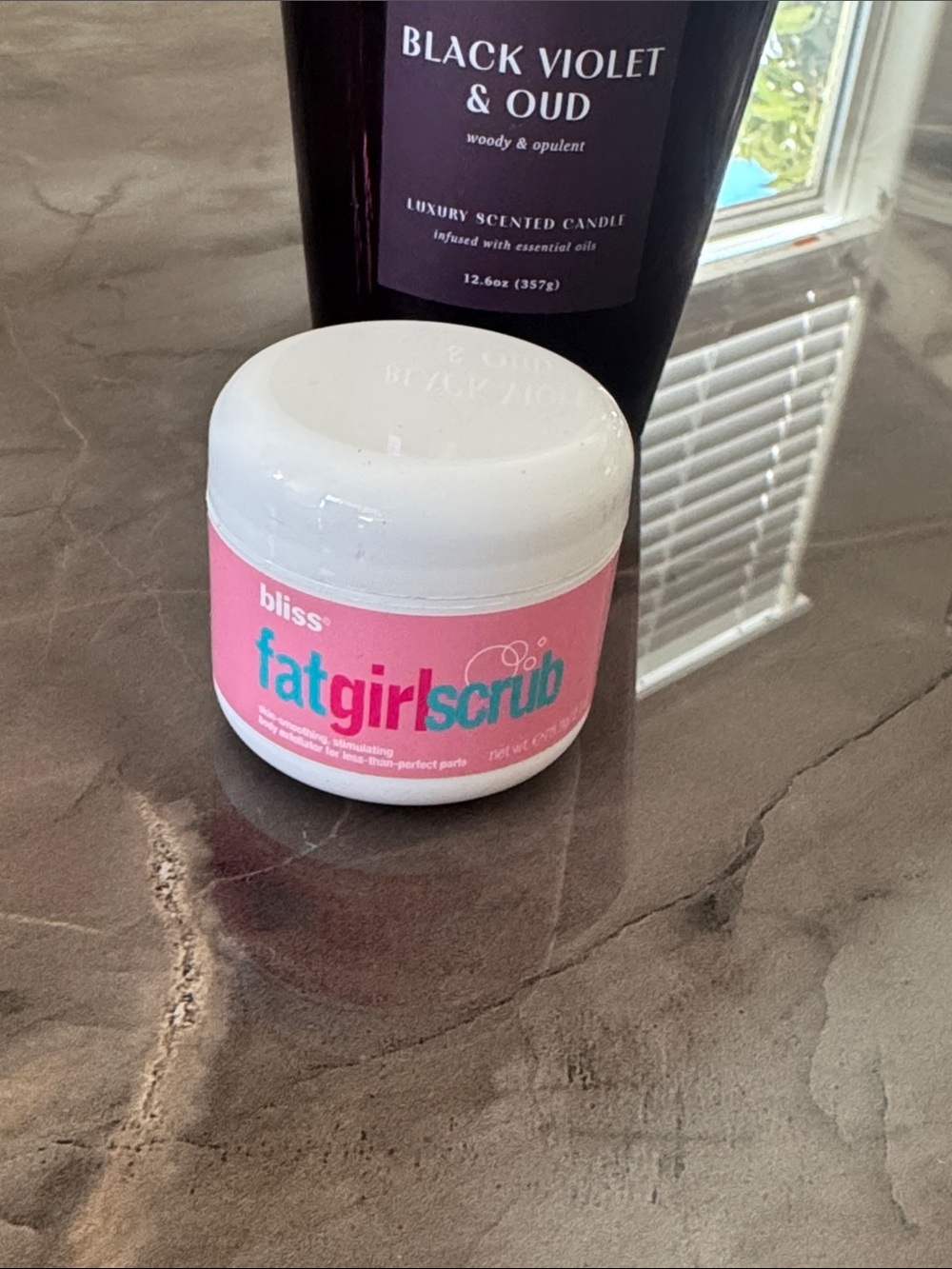 Biss: Fat Girl Exfoliating Skin Smoothing Body Scrub